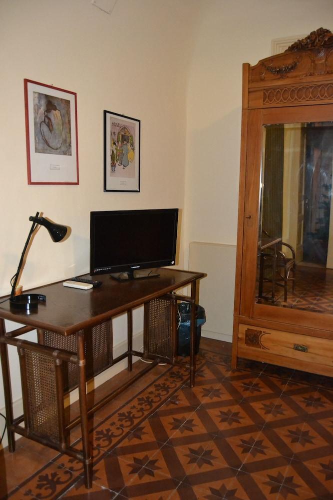Ivana B&B CTA Exterior foto